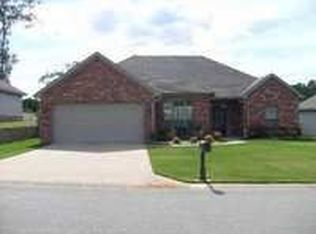 1815 Kenmore Dr, Benton, AR 72015