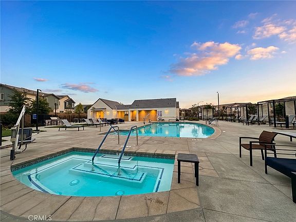 5th image of 30318 Waterline Dr