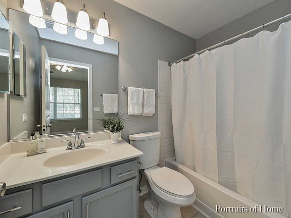 5th image of 383 Mill St #383