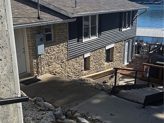 2nd image of 29419 Towering Oak Ln