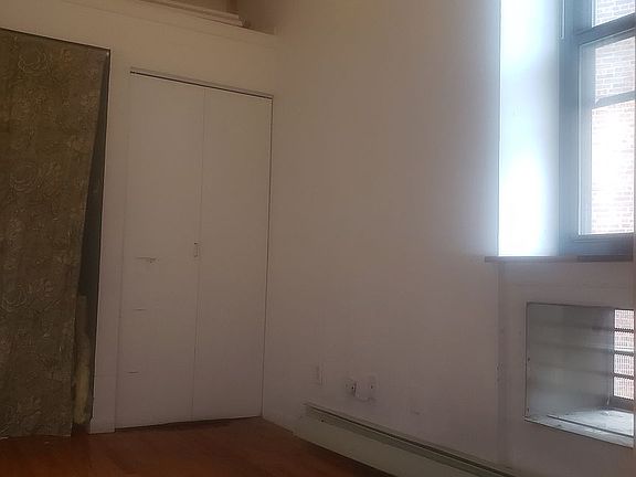 4th image of 93 Underhill Ave #1F