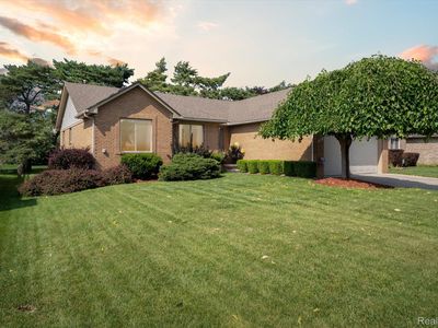 3581 Del Monte Dr, Sterling Heights, MI, 48310