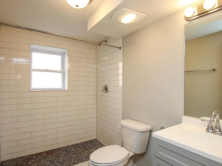 3644 W Diversey Ave #G — Photo 9
