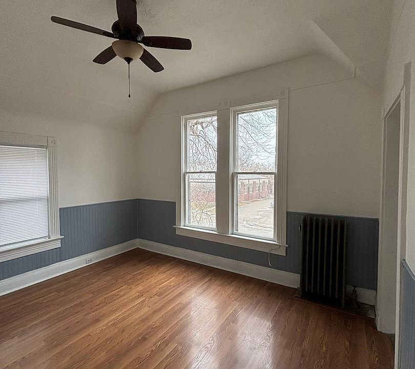 1st image of 1309 S 32nd St APT 3