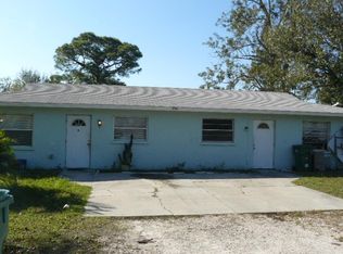 5716 2nd St W, Bradenton, FL 34207