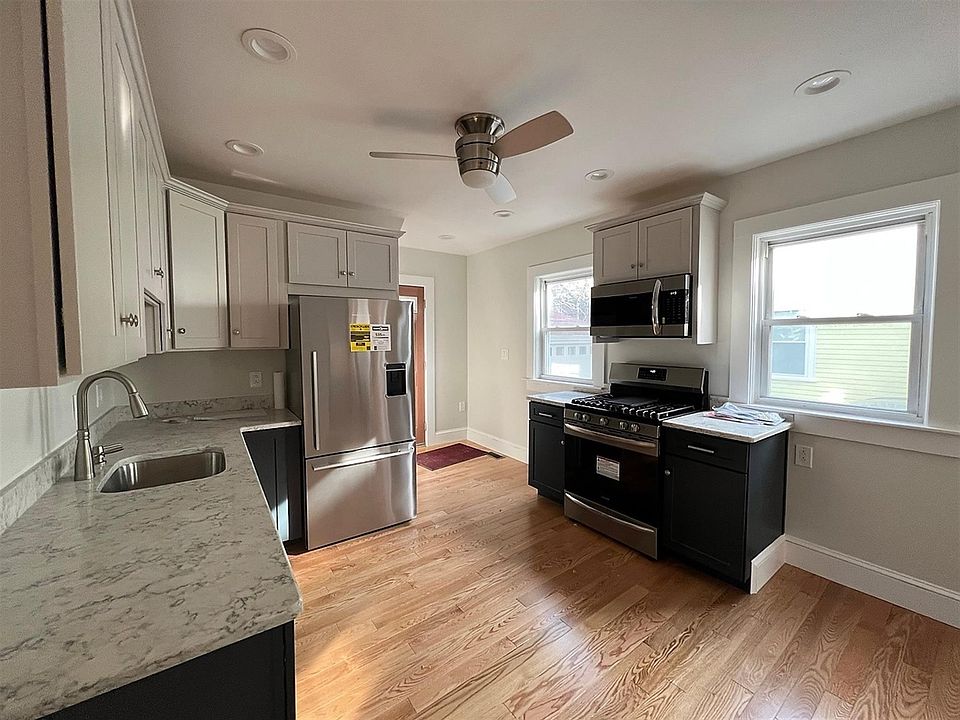 1st image of 27 Bower St #1