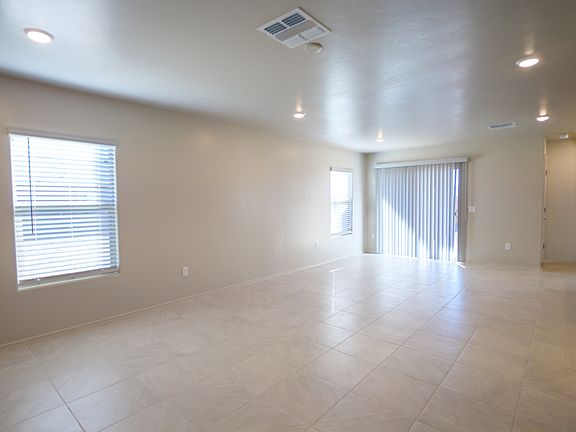 3rd image of 3525 W Drummund Dr