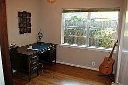 This third bedroom can also be used as an office/study