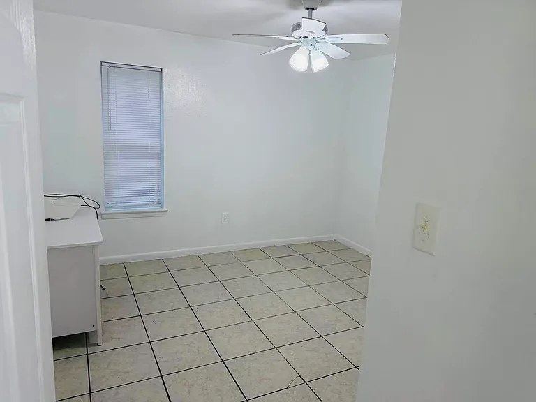 5039 Yale St #3 — Photo 6