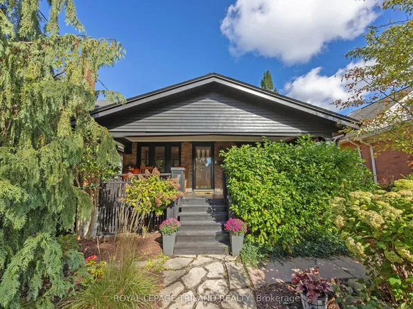 8 McKenzie Ave, London, ON N6C 1V2