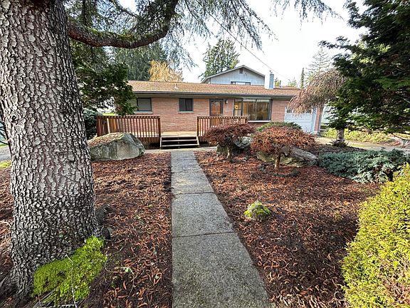 3rd image of 2111 Milroy St NW
