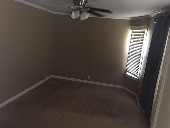 3rd image of 1501 S 6th Ave
