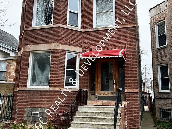2nd image of 2310 N Hamlin Ave #1