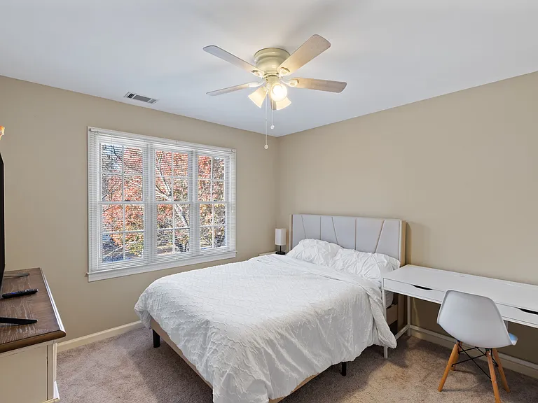 2293 Camden Dr SW — Photo 22