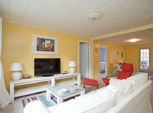 41 Cedar Crest Rd, Southampton, NY 11968