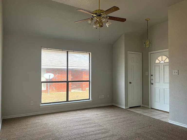 220 Joshua Blvd #220 — Photo 2
