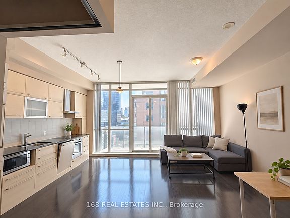 5th image of 770 Bay St #2307
