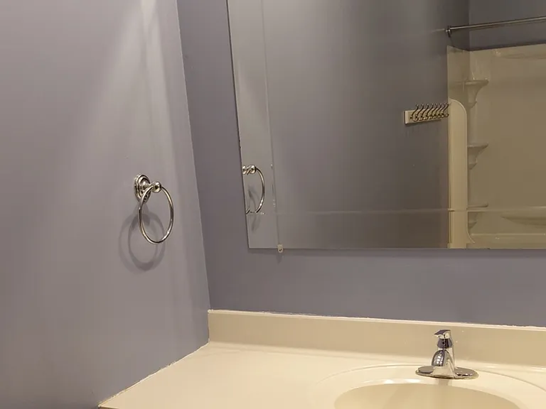 1538 Coloma Ct N — Photo 12