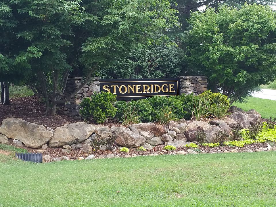 2nd image of 2132 Stone Ridge Pl