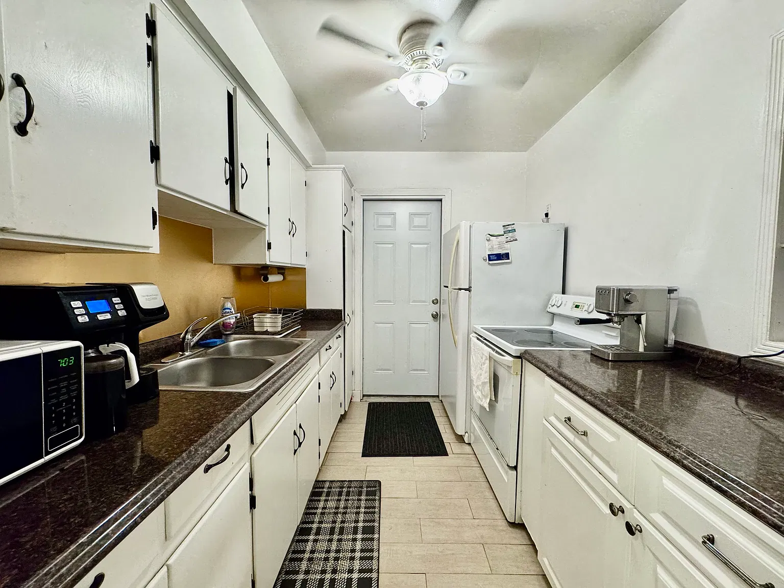 1 bed, 724 sqft, $1,800 — Photo 4