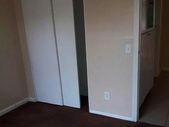 5th image of 3391 Rubidoux Blvd APT 8