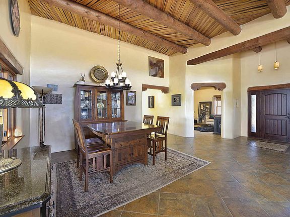5th image of 8 Paseo Del Paloma