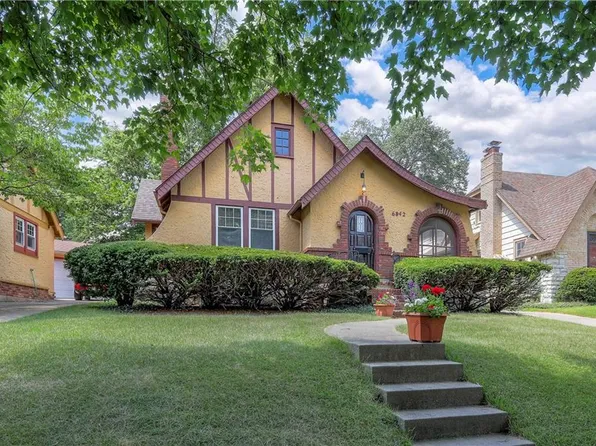 6842 Rockhill Rd, Kansas City, MO 64113