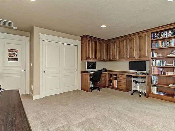 bonus room