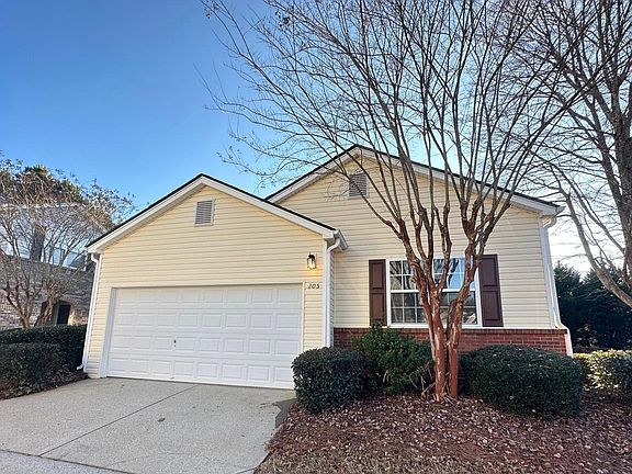2nd image of 205 Swanee Ln