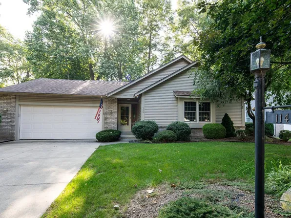 114 Briarwood Cir, Fremont, OH 43420
