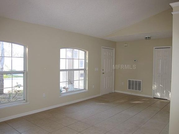4th image of 690 Butterfly Creek Dr