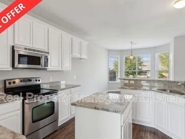 5100 Brookside Dr, Denton, TX 76226