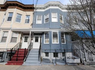145 Essex St, Brooklyn, NY 11208