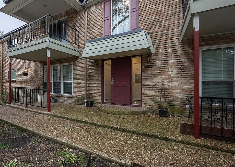 1st image of 7906 Royal Ln APT C