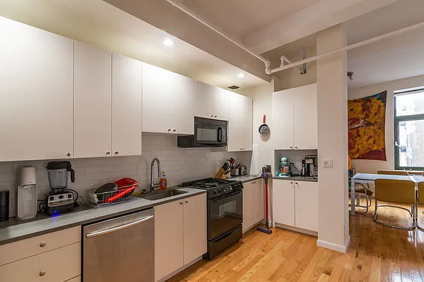 Rented by BSD Realty Worldwide Inc | media 12