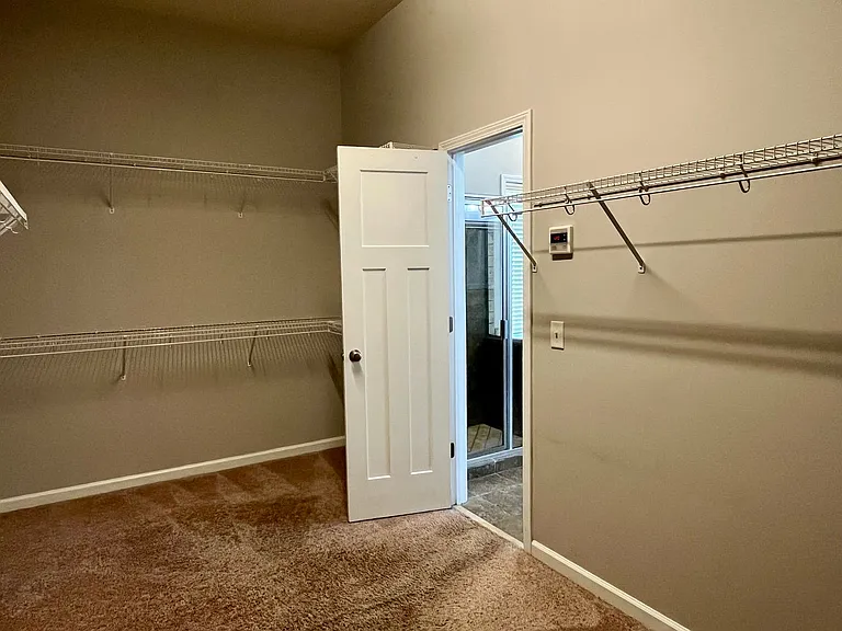 9408 Tillman Ct — Photo 41