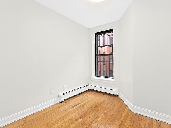 4th image of 504 W 135th St #4D