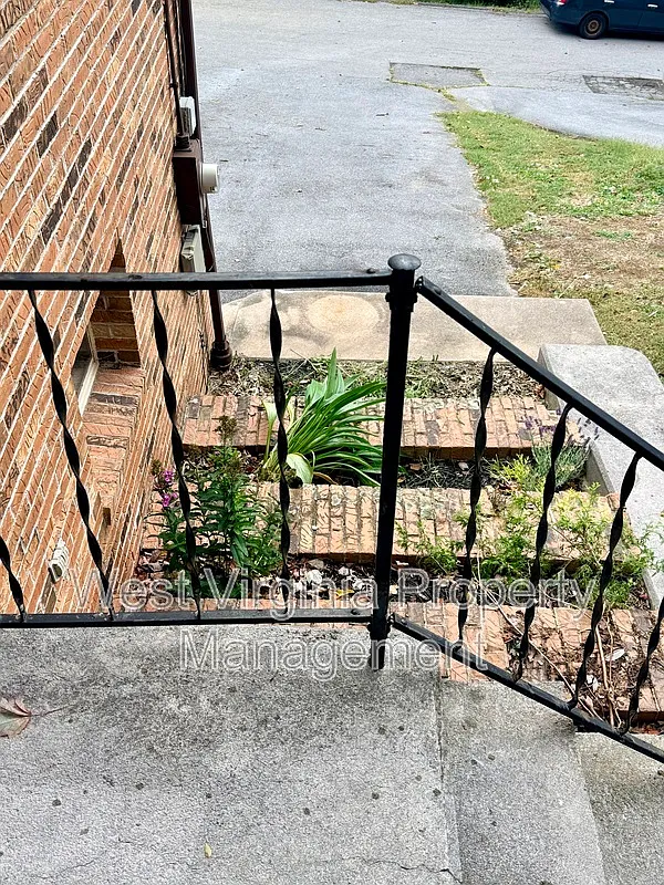 3 bed, 2.0 bath, $1,500 — Photo 3