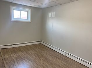 276 4th St #3F, Fall River, MA 02721