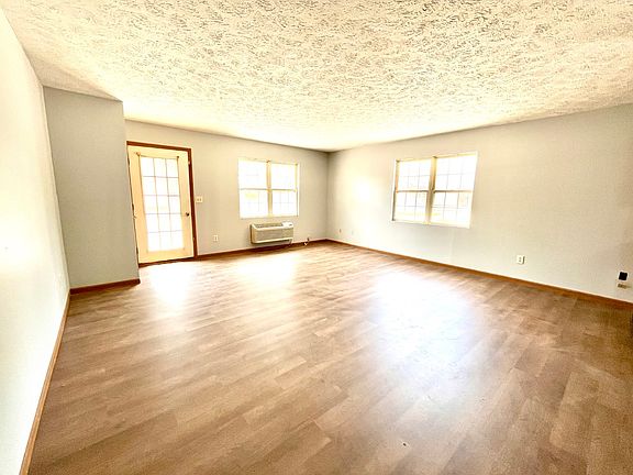 5th image of 218 Watson Ln #11412226
