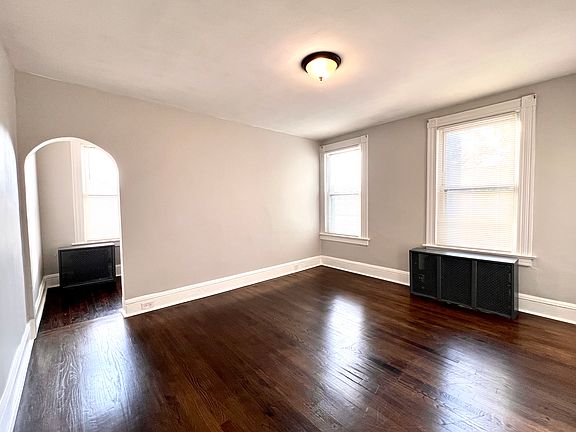 5th image of 3-16 Fair Lawn Ave Floor 2