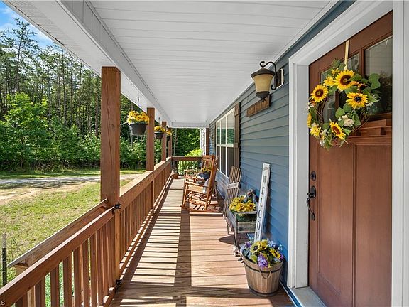 2nd image of 274 Echo Hollar Ln