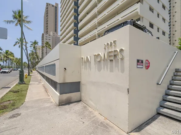2085 Ala Wai Blvd, Honolulu, HI