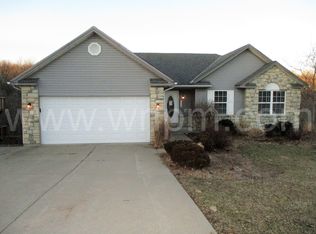 508 Eagleview Dr, Lawrenceburg, IN