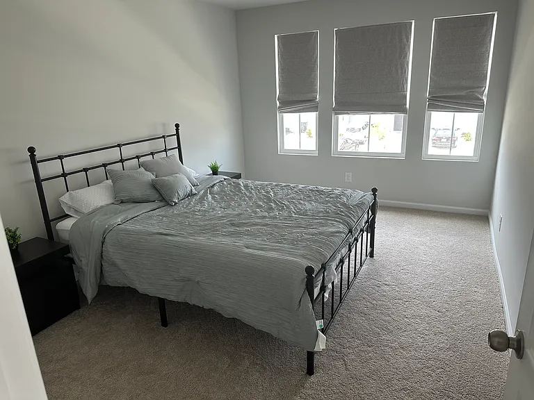 256 Agrarian Ave — Photo 11