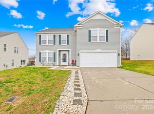 3449 Pikes Peak Dr, Gastonia, NC 28052