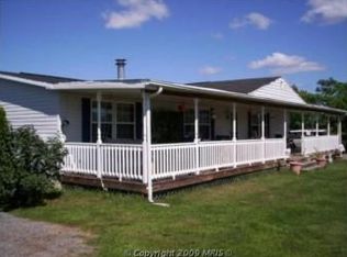 1176 Fairbee Rd, Berkeley Springs, WV 25411