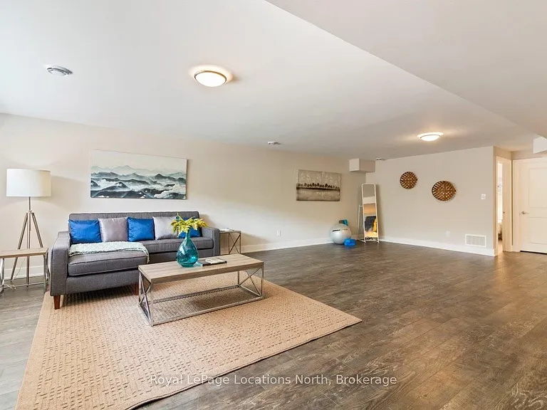 158 Courtland St — Photo 19