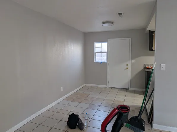 706 E Swain Rd #706, Stockton, CA 95207