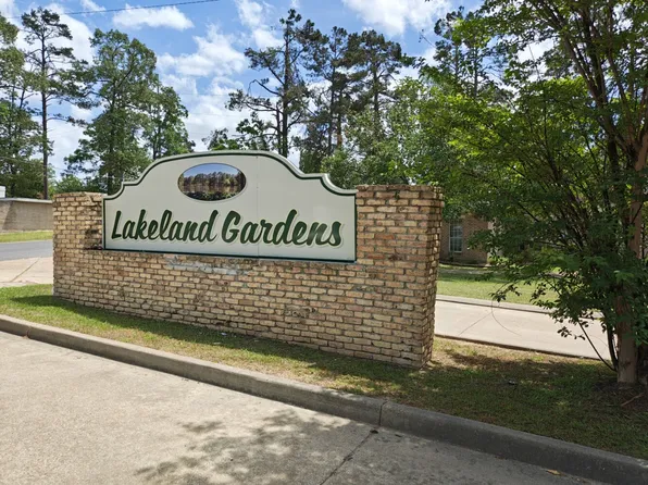 104 Honeysuckle Dr, West Monroe, LA 71291